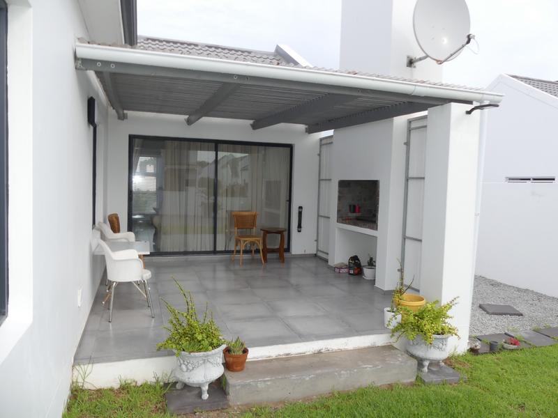 3 Bedroom Property for Sale in Golden Mile Western Cape